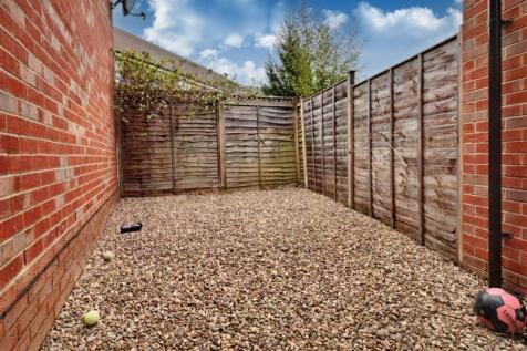 Courtyard / garden