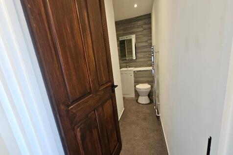 upstairs bathroom
