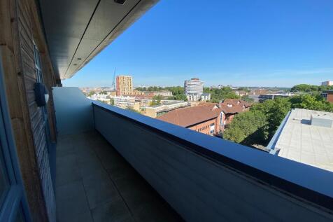 Balcony with Views over the City