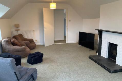 Sitting Room, spacious &amp; bright