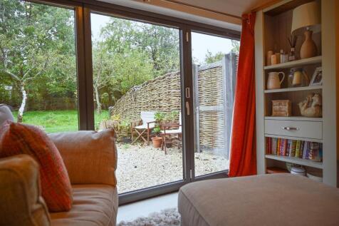 Full Height Bi-Fold Doors onto Garden