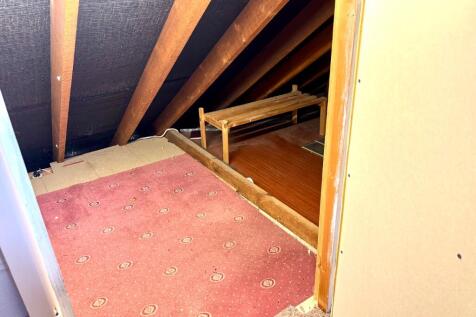 Eaves Storage