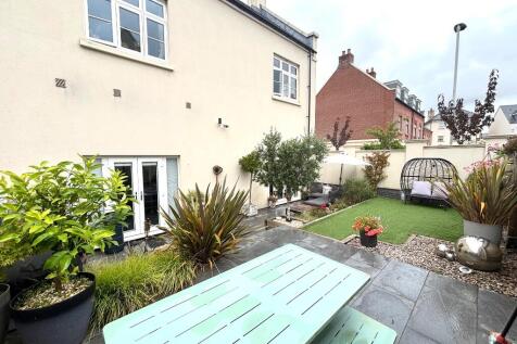 Property Image 32