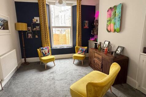 Family/Dining Room