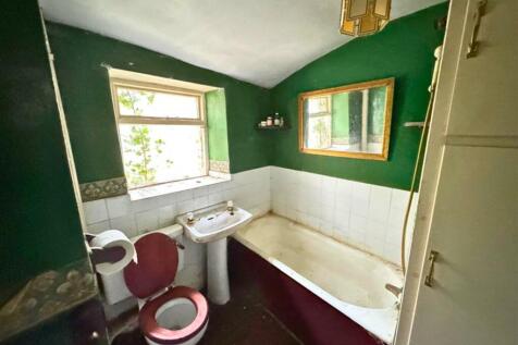 Flat - Bathroom