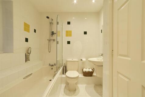Bedroom Three En-Suite