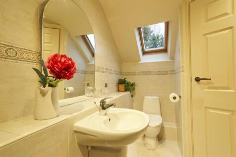 Bedroom Two En-Suite