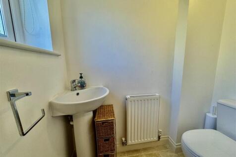Ground Floor W/C