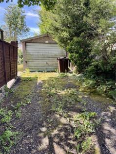 Garage &amp; Driveway