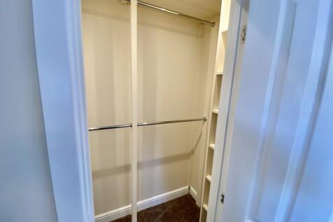 Walk-In Wardrobe
