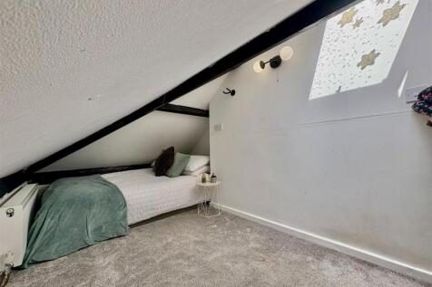 Bedroom 4 - Room 2