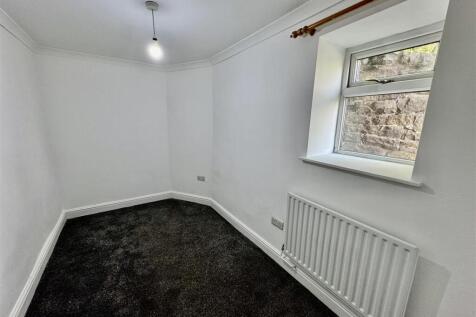 Fl 2 - Bedroom