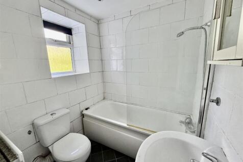 Fl 2 - Bathroom
