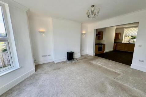 Fl 2 - Living Room