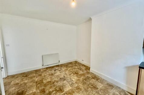 Fl 2A - Dining Area