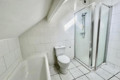 Fl 2A - Bathroom