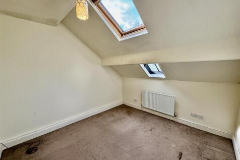 Fl 2A - Bedroom