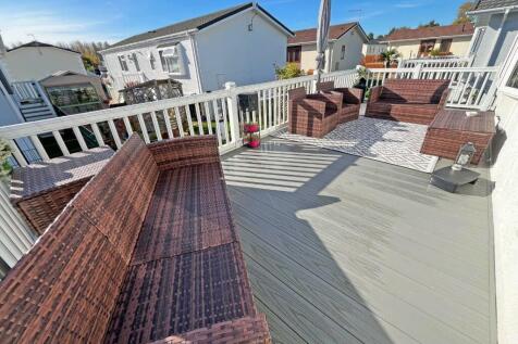 Balcony 1.jpg