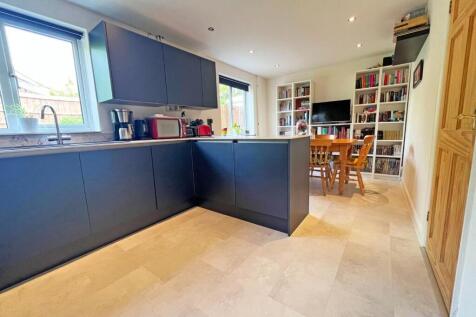 Kitchen.jpg
