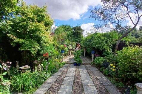 Rear Garden.jpg