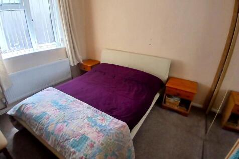 BED 2.jpg
