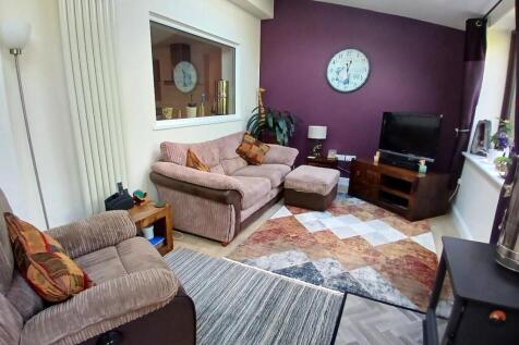 Lounge 2.jpg