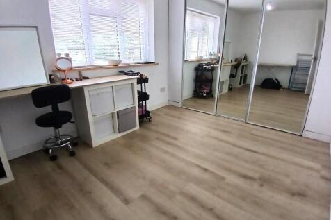Bedroom.jpg