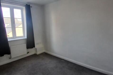 New Bed 3.jpg