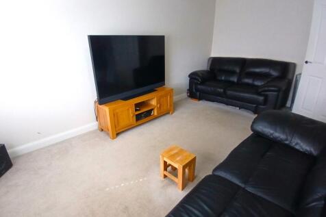 Lounge 2.jpg