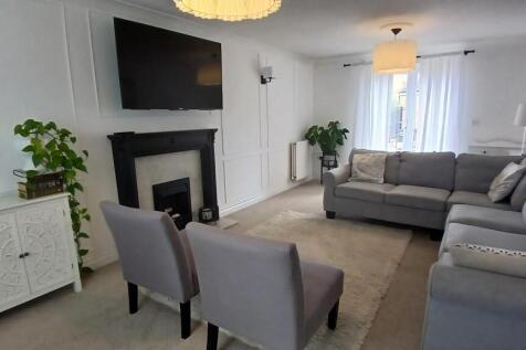 Lounge 1.jpg