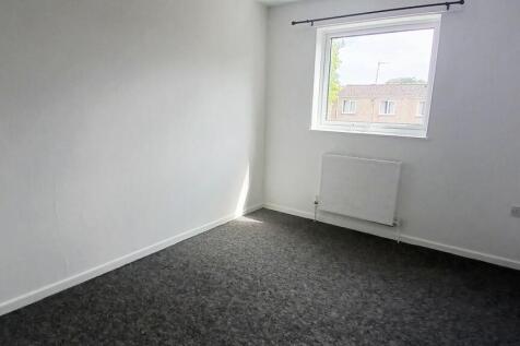 Bed 2.jpg