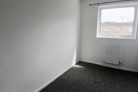 Bed 3.jpg