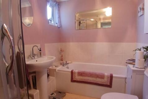 Bathroom.jpg