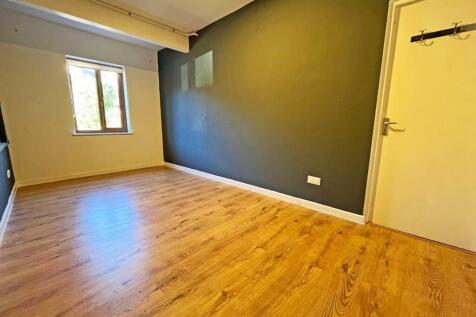 Family Room.jpg