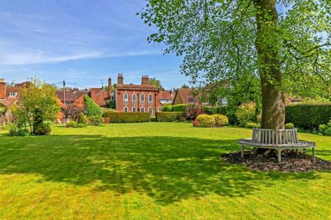 ManorGardenHouse_May24-31.jpg