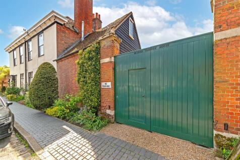 ManorGardenHouse_May24-33.jpg