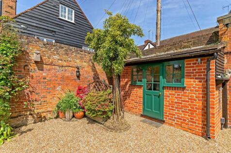ManorGardenHouse_May24-68.jpg