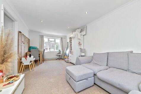 38BernersDrive-6.jpg