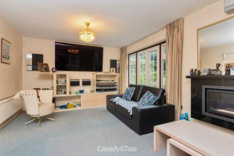 1 Sefton Close_05.jpg