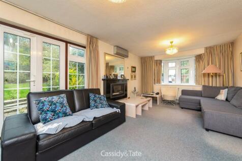 1 Sefton Close_08.jpg