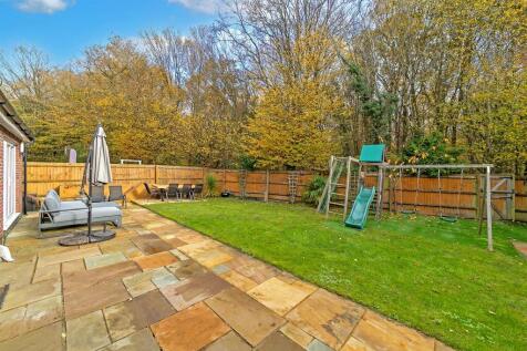 3ElderberryClose-57.jpg