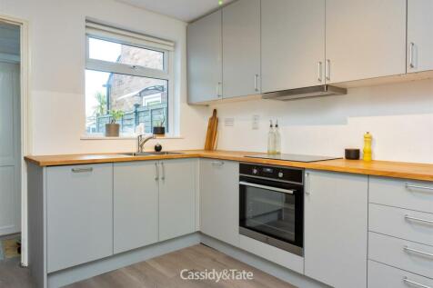 11 Boundary Road_05.jpg