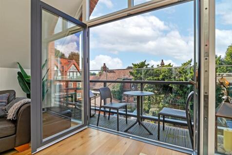 4OakTreeGardens-80.jpg