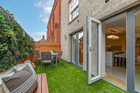 4OakTreeGardens-46.jpg