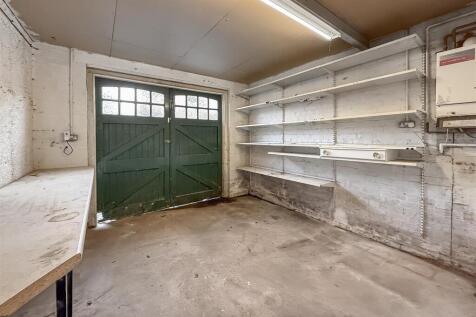 19CarlisleAve-63.jpg