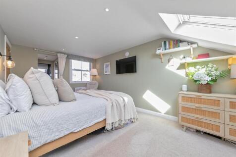 13WoodstockRoadSouth-59.jpg