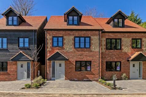 3RoseGardens-1.jpg