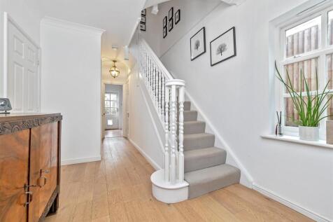 42GoldsmithsWay-18.jpg
