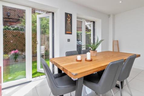 5OakTreeGardens-35.jpg
