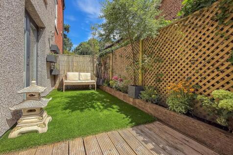 5OakTreeGardens-38.jpg